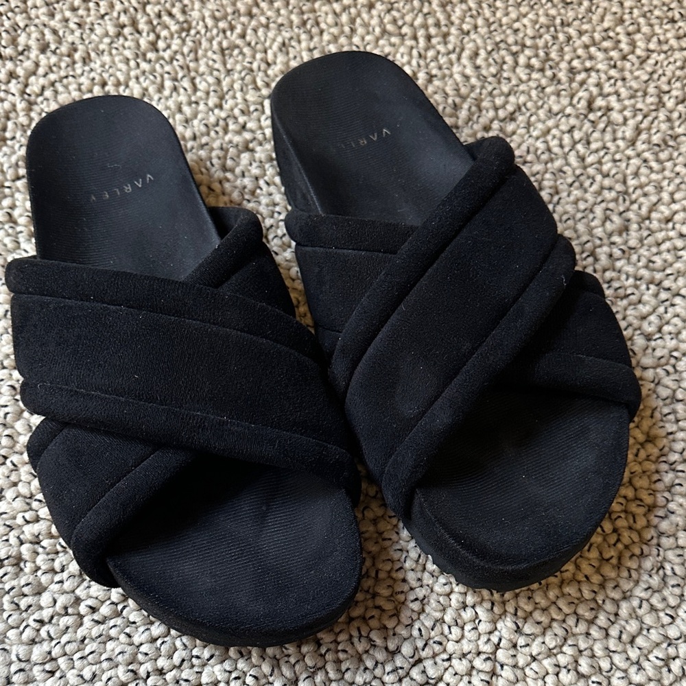 Varley Women's Black Crisscross Mules